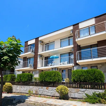 Deluxe Sea View - Family Friendly דירה *