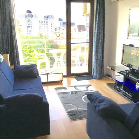 Deluxe Sea View Apartment